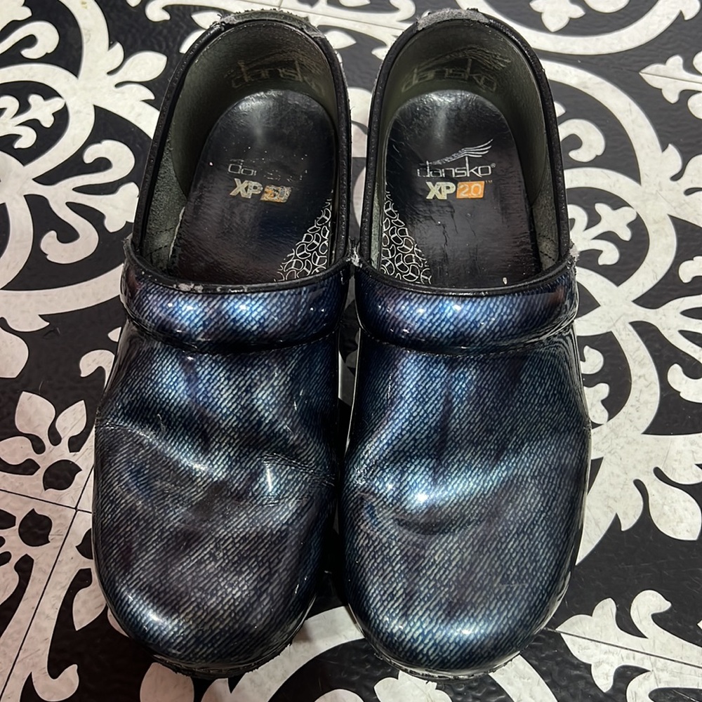 Dansko XP 2.0 clogs - Picture 3 of 5
